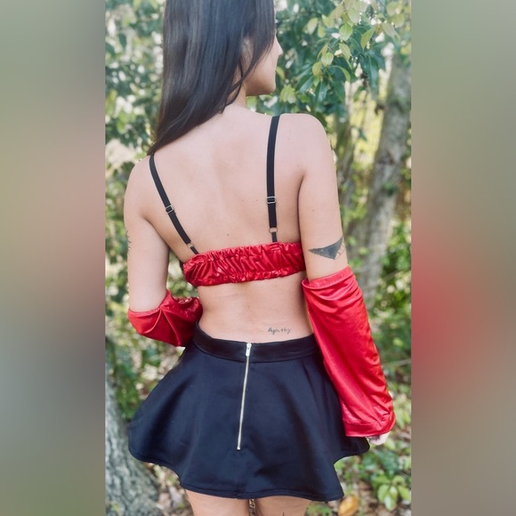 Ladies Red And Black Up-cycled Festival Rave Outfit 4 Piece Size Medium - Picture 6 of 13